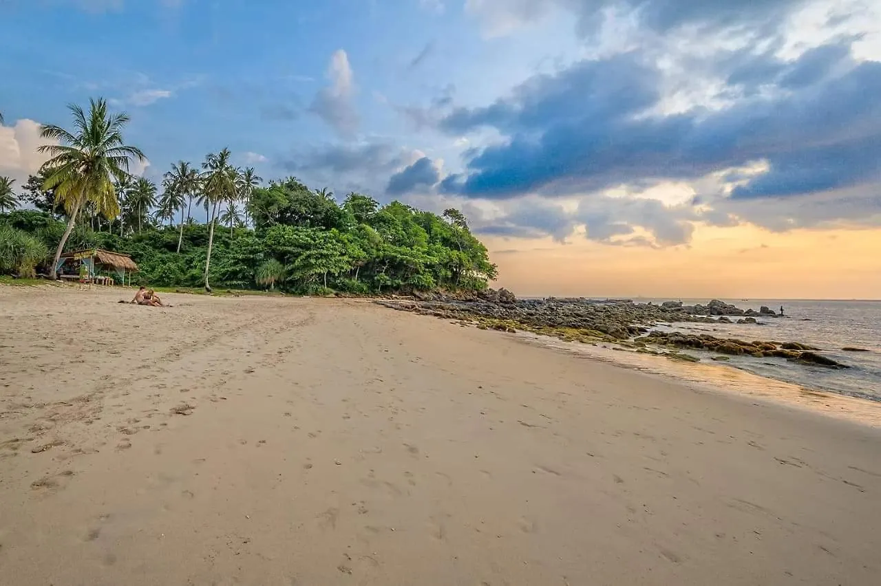***  Hotel Baan Check In Ko Lanta Thailandia